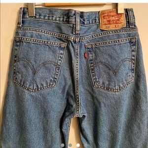 516 Slim Fit High Rise